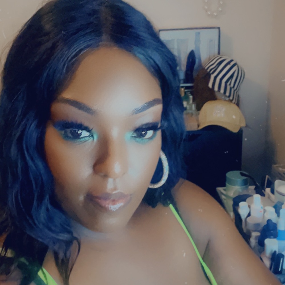 Meet your Posher, Lashaunda